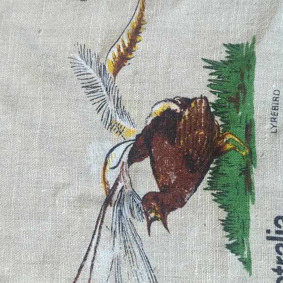 Vtg. 60s Wildlife of Australia Large Linen Square 48' with Animal Print - Picture 3 of 16